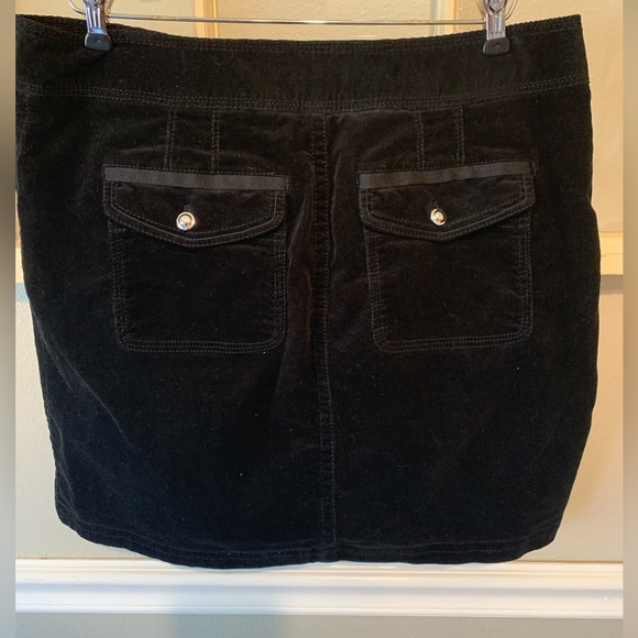 White House Black Market Corduroy Black Mini skirt size 12 NWOT - Picture 3 of 6